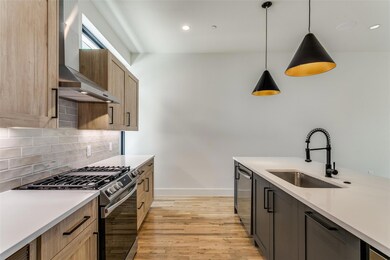 5609 Live Oak St unit 403, Dallas, TX 75206 - photo 5