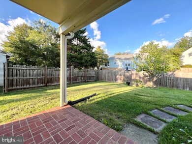 6917 Lodestone Ct, Alexandria, VA 22306 - photo 7