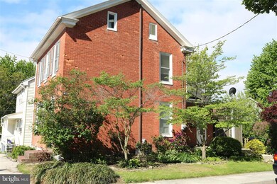 26 Cottage St, Waynesboro, PA 17268 - photo 2