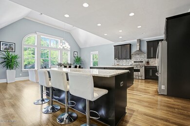 401MarshOaksDrive-03