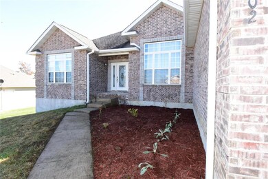 302 Traci Dawn Dr, Rolla, MO 65401 - photo 2
