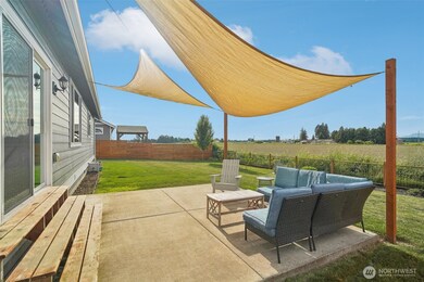 204 Regent Ct, Nooksack, WA 98276 - photo 3