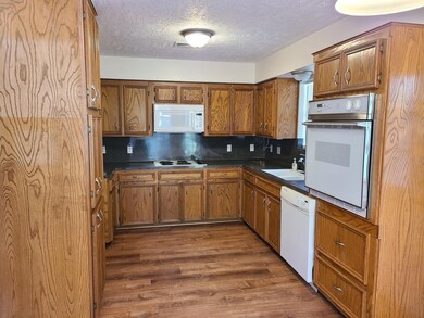 29610 Highland Blvd, Magnolia, TX 77354 - photo 3