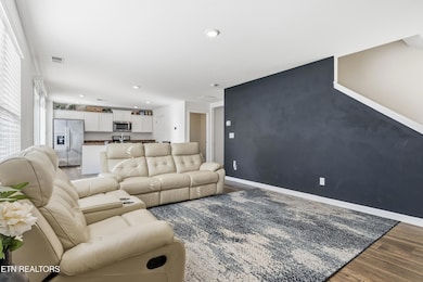 9435 Avian Forest Ln, Heiskell, TN 37754 - photo 7