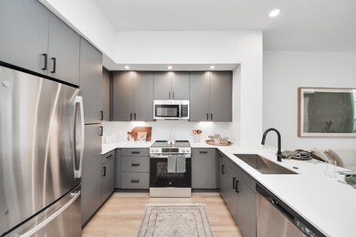 15635 Memorial Dr unit 261, Houston, TX 77079 - photo 6