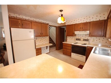 Lots of Counter Space in Kitchen