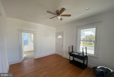 6203 Mcclean Blvd, Baltimore, MD 21214 - photo 2