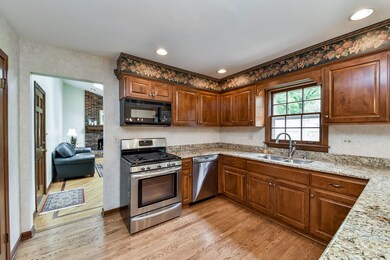 1228 Hercules Ln, Naperville, IL 60540 - photo 4