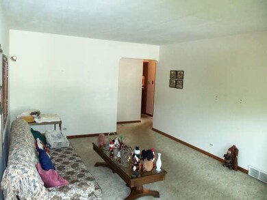 18219 Stewart Ave, Homewood, IL 60430 - photo 4