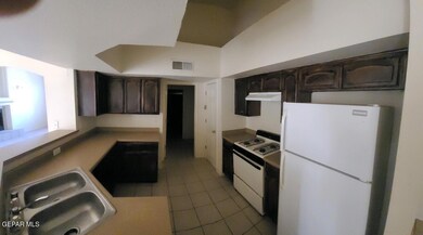 705 Desert Cloud Dr, Horizon City, TX 79928 - photo 4