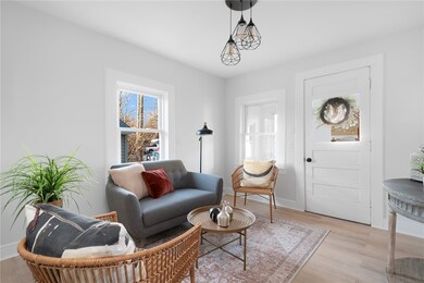 14 Wheeler St, Warwick, RI 02889 - photo 3