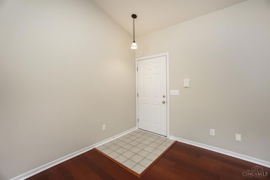 301 Doublegate Dr, Milford, OH 45150 - photo 5