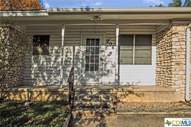 206 Hardeman St, Copperas Cove, TX 76522 - photo 4