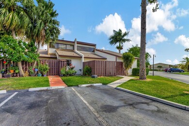 1809 Abbey Rd, West Palm Beach, FL 33415 - photo 3