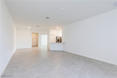 19500 Hinkley Dr, Estero, FL 33928 - photo 6