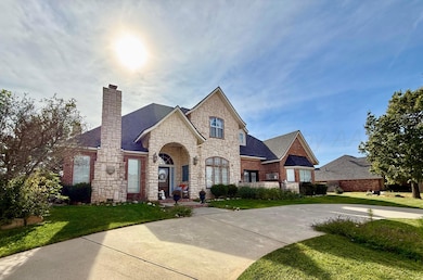 105 Saint James St, Borger, TX 79007 - photo 2