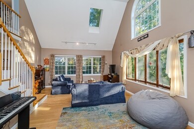 193 Acropolis Rd, Lowell, MA 01854 - photo 5