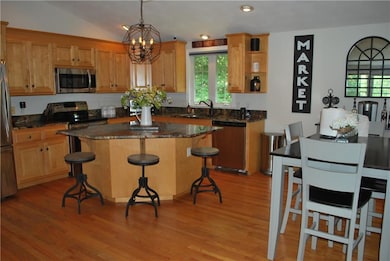 34 Tower Hill Rd, Cumberland, RI 02864 - photo 5