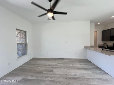 OKV9 LIVING ROOM