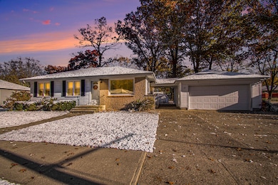 4460 Carrick Ave SE, Grand Rapids, MI 49508 - photo 2