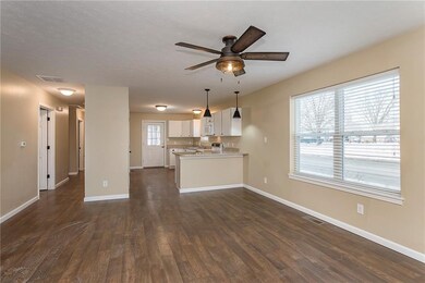 227 W Main St, Thorntown, IN 46071 - photo 4