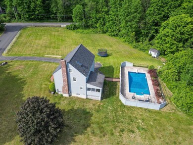 2 Buttonwood Dr, Derry, NH 03038 - photo 5