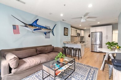 37 Charter St unit 1, Boston, MA 02113 - photo 3