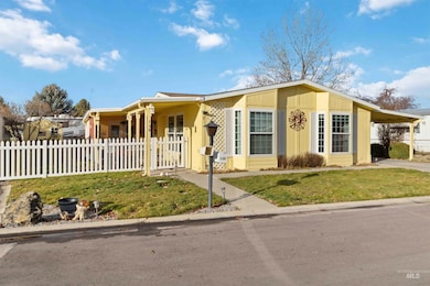 138 Rainbow Dr, Boise, ID 83713 - photo 3