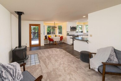 1340 NE Noe St_0044 copy