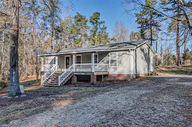 4102 & 4104 Duffers Ln, Greensboro, NC 27407 - photo 2