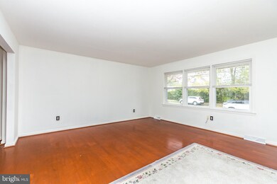 1415 Dorchester Ave, Gwynn Oak, MD 21207 - photo 5