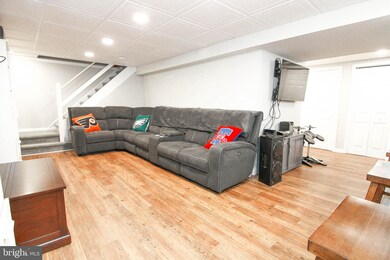 210 E Walnut St, Perkasie, PA 18944 - photo 5