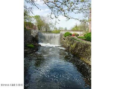 328 Pemberwick Rd unit 10, Greenwich, CT 06831 - photo 2