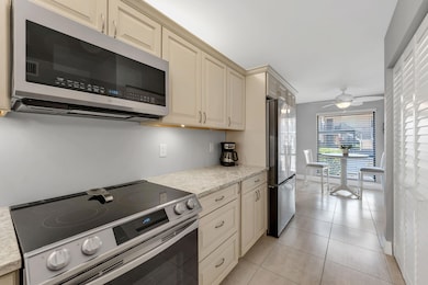 236 Pebble Beach Cir unit 102, Naples, FL 34113 - photo 4