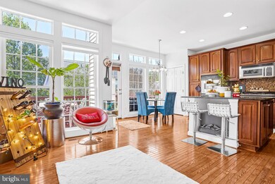 12755 Heron Ridge Dr, Fairfax, VA 22030 - photo 7