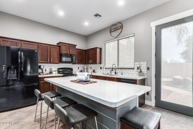 2123 S Valle Verde Cir, Mesa, AZ 85209 - photo 2