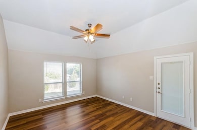 2226 Taylor Dr, Weatherford, TX 76087 - photo 5