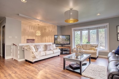 9718 Johnson St, Crown Point, IN 46307 - photo 7