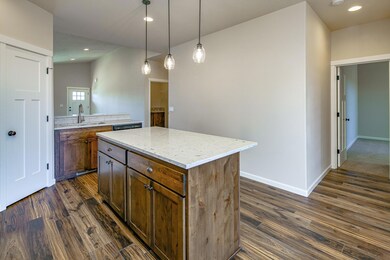 2955_Hemlock-041