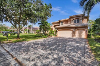 10461 N Lake Vista Cir, Davie, FL 33328 - photo 4