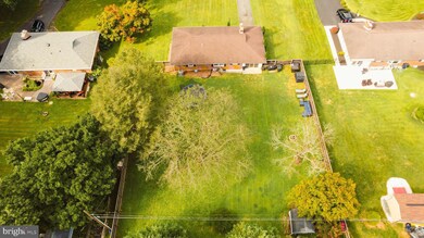 1324 Murgatroyd Rd, Fallston, MD 21047 - photo 4