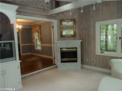 Den/Family/Great Room - Gas Fireplace in Florida R