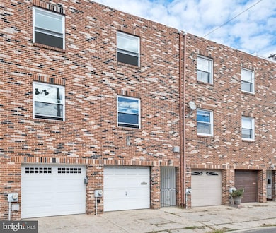 1723 Fitzwater St unit B, Philadelphia, PA 19146 - photo 3