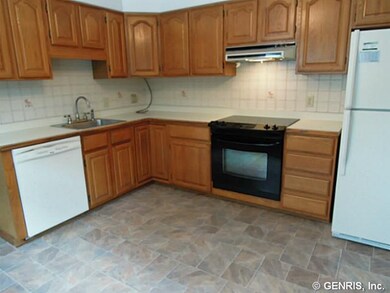 Kitchen Updated eat in kitchen with oak cabinets a