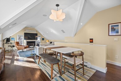 6-web-or-mls-83-bradford-st