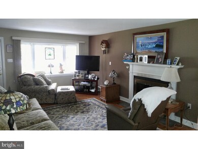 1318 Providence Rd, Secane, PA 19018 - photo 6