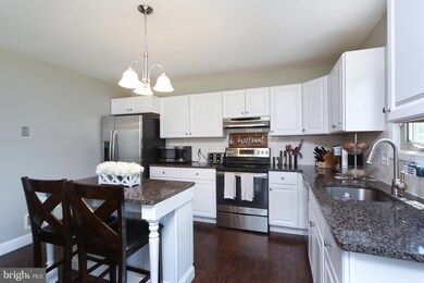 4025 Carriage Dr, Skippack, PA 19474 - photo 5