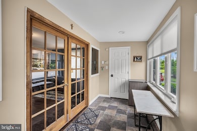 512 Division St, Cinnaminson, NJ 08077 - photo 5