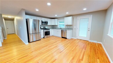 275 Asylum Rd, Warwick, RI 02886 - photo 6