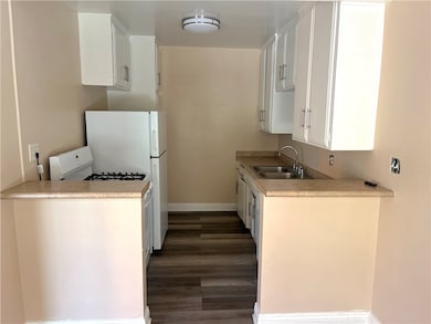 2115 Placentia Ave unit 15, Costa Mesa, CA 92627 - photo 5